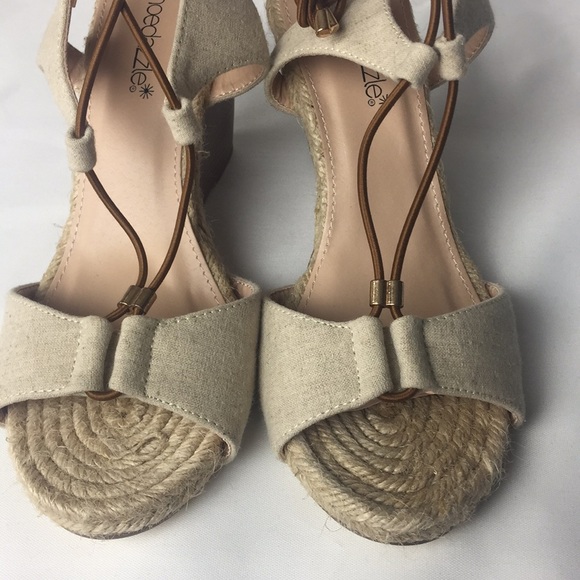 ShoeDazzle espadrilles - Picture 7 of 9
